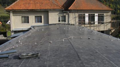 EPDM FÓLIE KOTVENÝ SYSTÉM