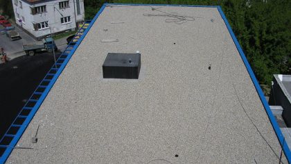 EPDM FÓLIE BALASTOVANÝ SYSTÉM